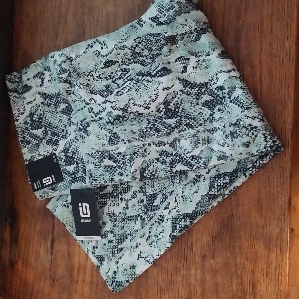 Ideology cropped high rise compress ladies legging size xl